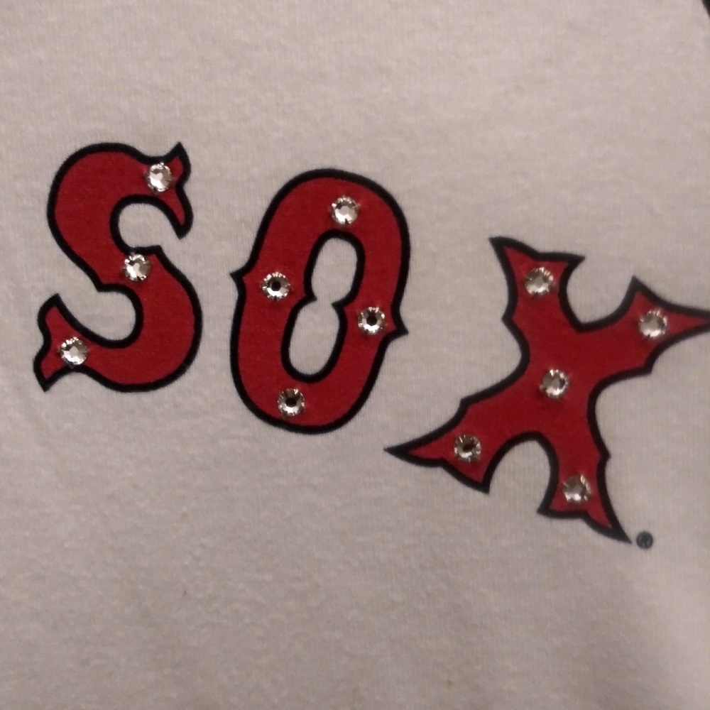 Red Sox top - Picture 2 of 4